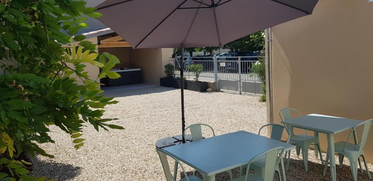 La Cour Saint Louis Bed & Breakfast Castelnau-Montratier Bagian luar foto